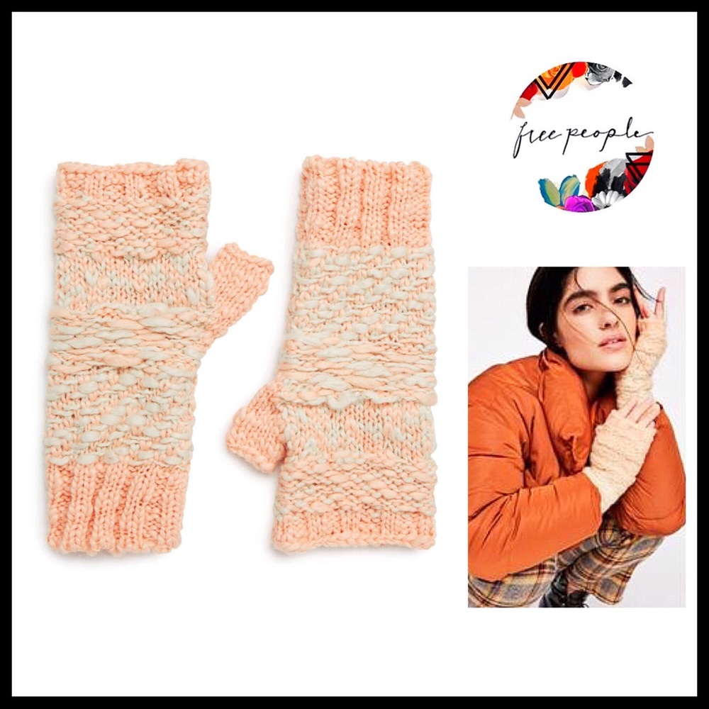 FREE PEOPLE BOHO CHUNKY KNIT FINGERLESS GLOVES A2C - Picture 8 of 8